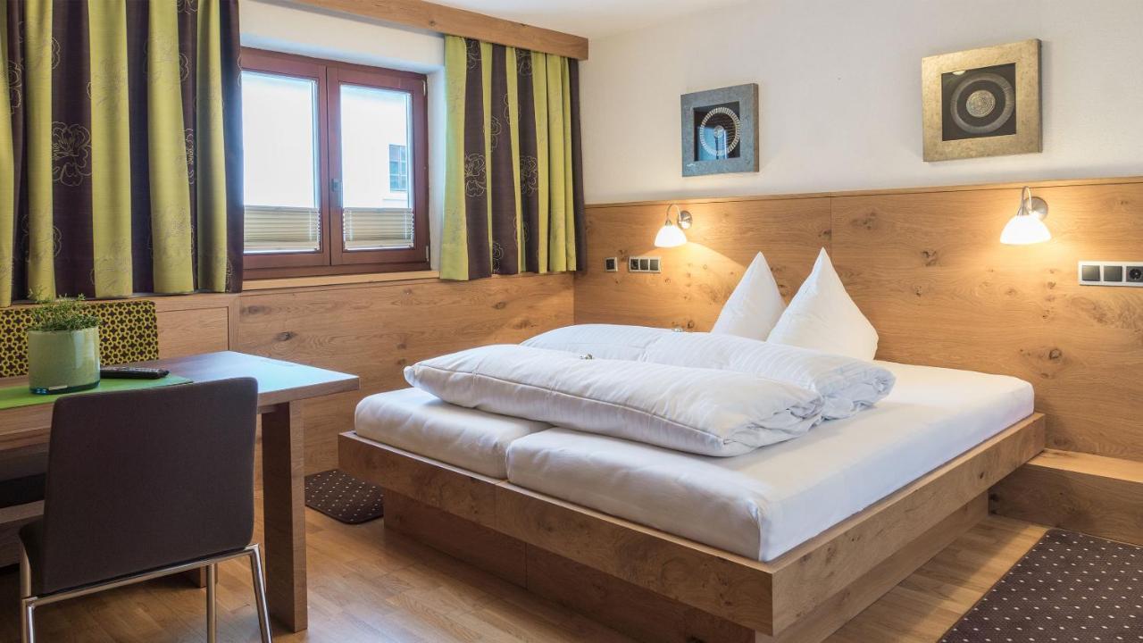 Haus Battisti Hotel Sankt Anton am Arlberg Exterior foto